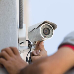 تركيب انظمة كاميرات المراقبة